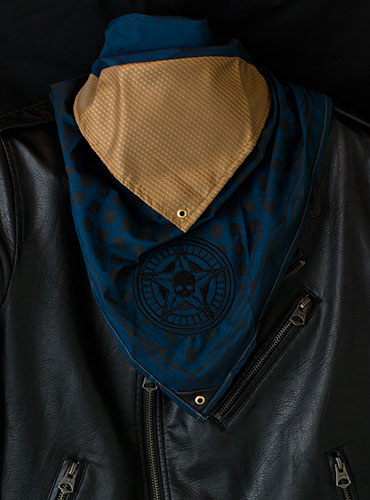 Pa&ntilde;uelo Azul Tornasol - Tri&aacute;ngulo en Poli&eacute;ster Dorado